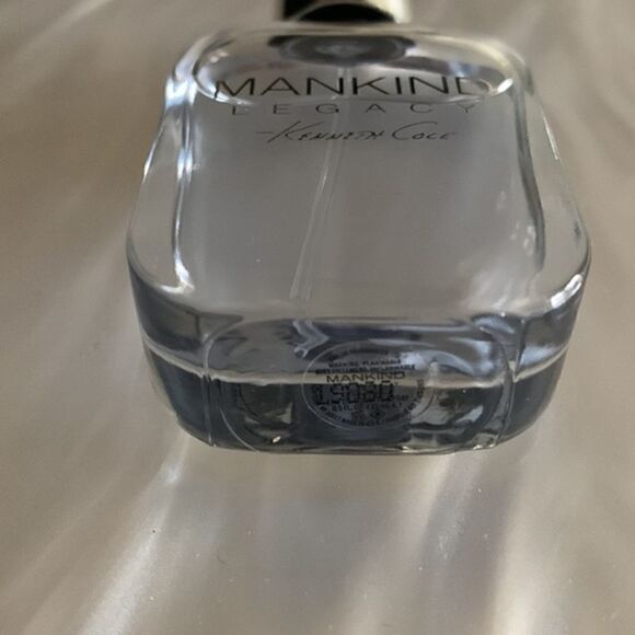 Kenneth Cole Mankind Travel Size - Picture 2 of 2